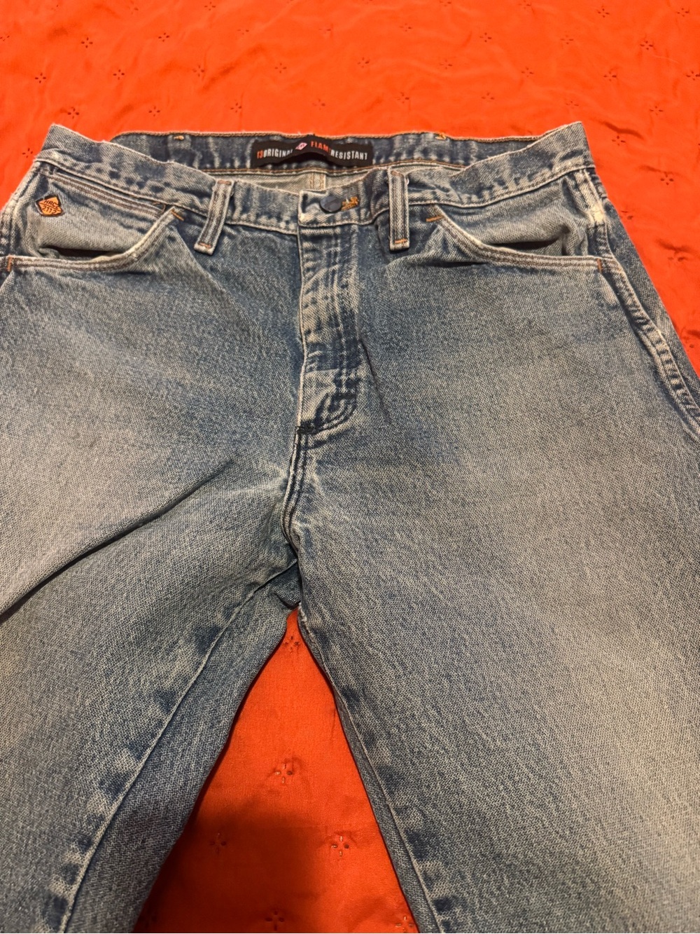 Wrangler Men's Light Wash Relaxed Jeans